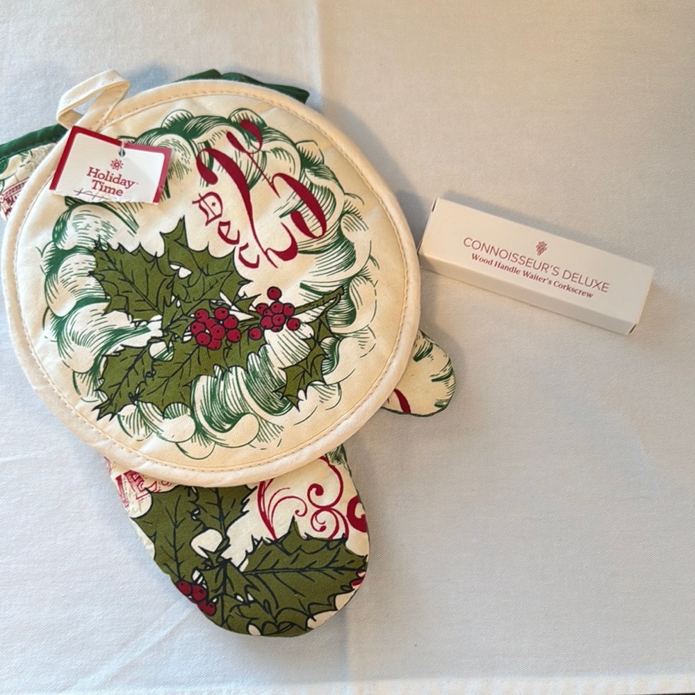 Holiday Time Festive Oven Mitt Set And Waiter’s Corkscrew